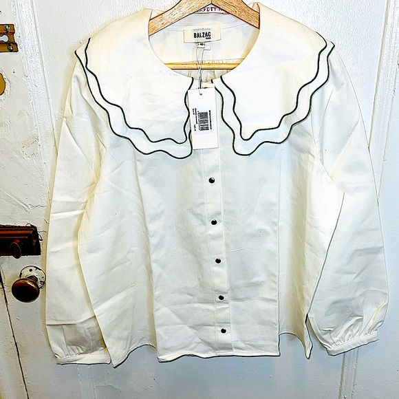 balzac paris Tops - From Balzac Paris size 40 chemise ornament